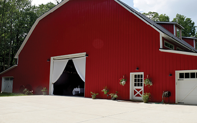 Chris Dea Big Red Barn