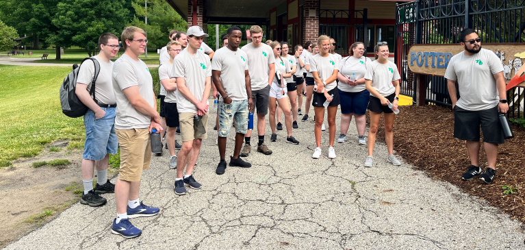 GreenStone interns at Potter Park Zoo