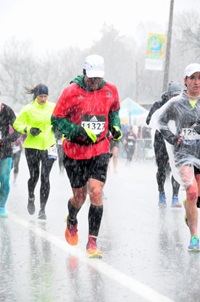 Duane Brown running the Boston Marathon