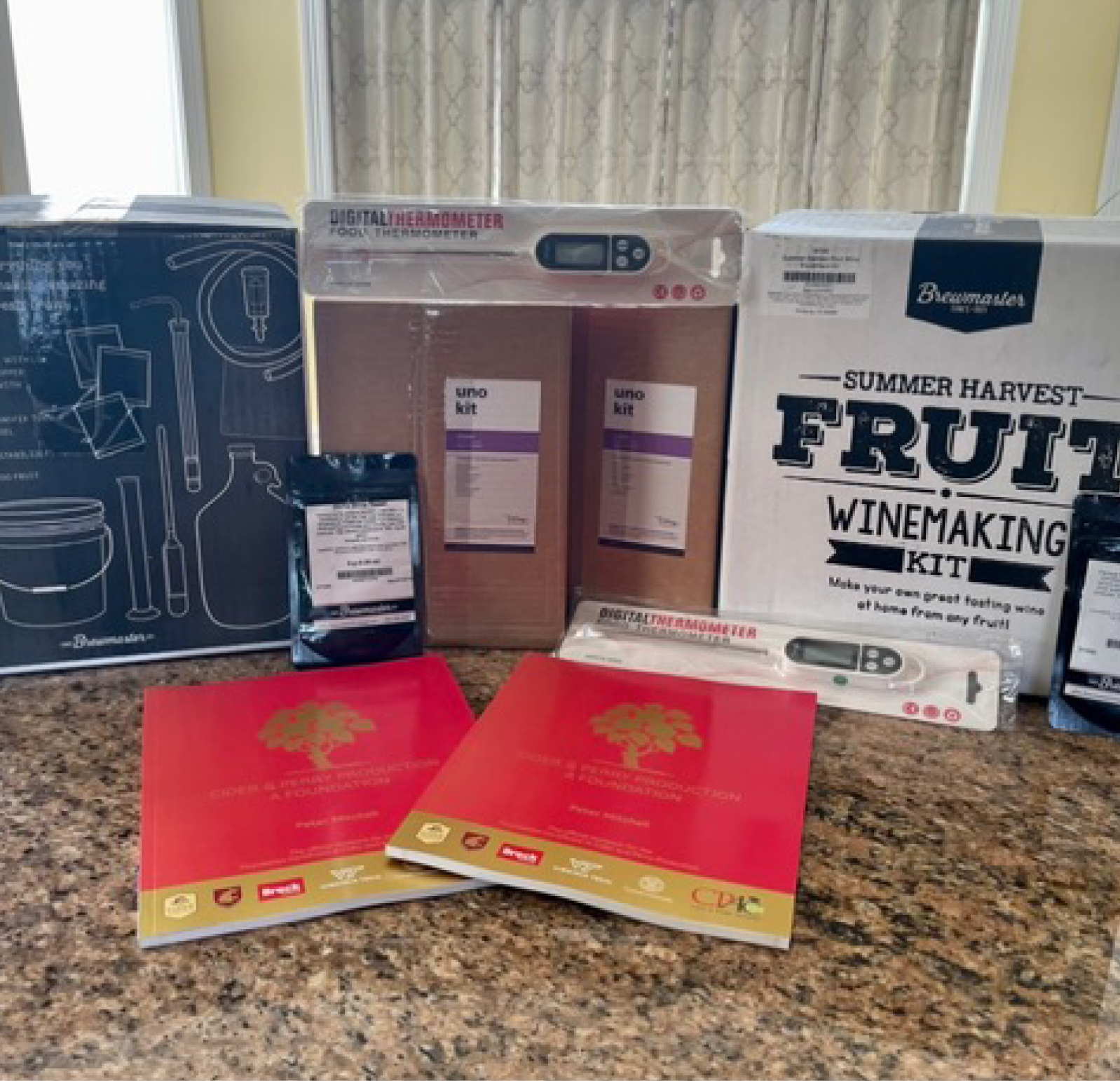 fruit kit for harvesting 