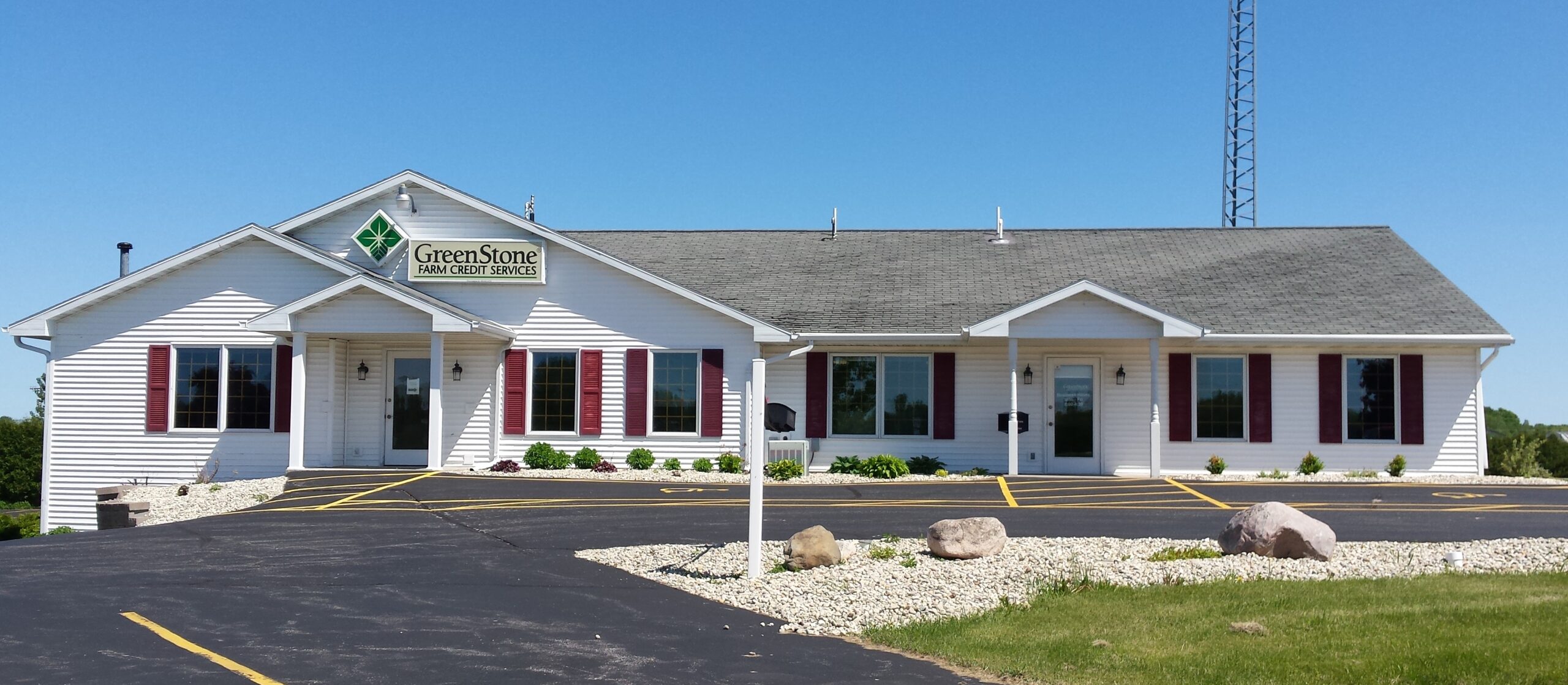Photo of the Sturgeon Bay office